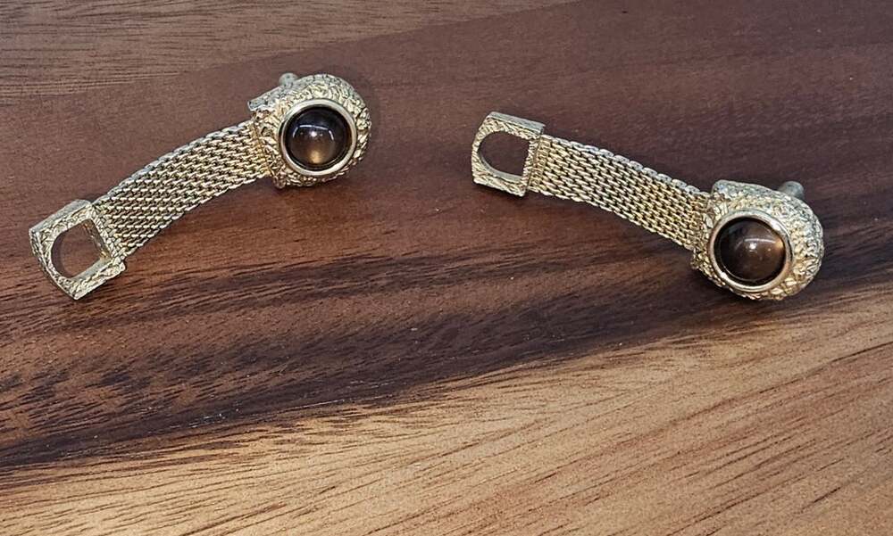 Vintage Swank Wrap Around Mesh Chain Cufflinks, Gold Tone w Brown Cabochon Stone